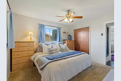 7168 S 1700 E, Cottonwood Heights, UT 84121 - Photo 19