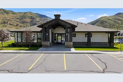 1388 E 380 S, Hyrum, UT 84319 - Photo 25