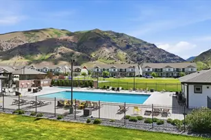 1388 E 380 S, Hyrum, UT 84319 - Photo 29