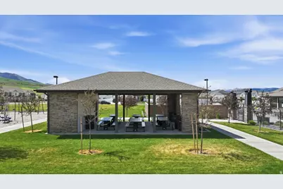 1388 E 380 S, Hyrum, UT 84319 - Photo 33