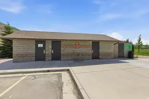 1388 E 380 S, Hyrum, UT 84319 - Photo 45