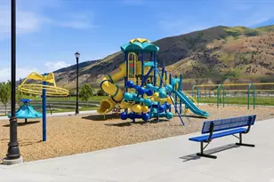 1388 E 380 S, Hyrum, UT 84319 - Photo 39