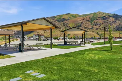 1388 E 380 S, Hyrum, UT 84319 - Photo 47
