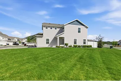 1388 E 380 S, Hyrum, UT 84319 - Photo 5