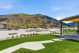 1388 E 380 S, Hyrum, UT 84319 - Photo 51