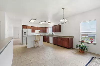 560 E 700 N, Logan, UT 84321 - Photo 5