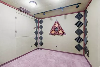 560 E 700 N, Logan, UT 84321 - Photo 21