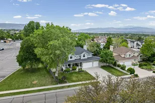 1554 E Buttercup Dr, Sandy, UT 84092 - Photo 17