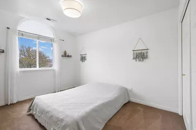 1554 E Buttercup Dr, Sandy, UT 84092 - Photo 41