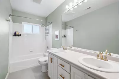 1554 E Buttercup Dr, Sandy, UT 84092 - Photo 43