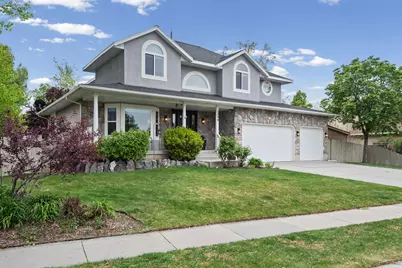 1554 E Buttercup Dr, Sandy, UT 84092 - Photo 13