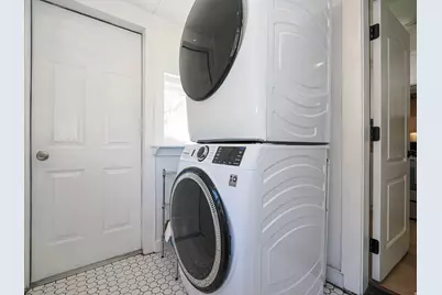 140 W 500 S, Logan, UT 84321 - Photo 33