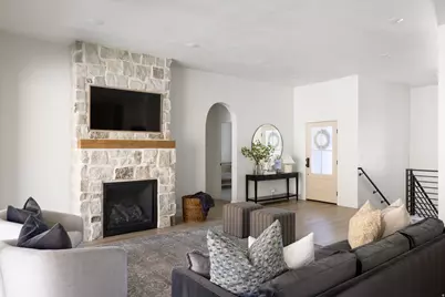 184 S 400 E, Providence, UT 84332 - Photo 7