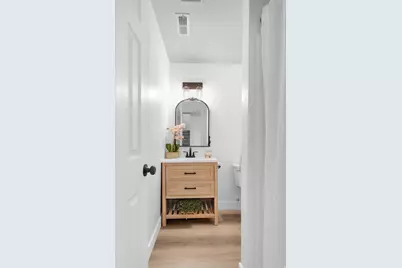 564 E 300 S, Provo, UT 84606 - Photo 11