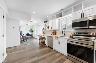 564 E 300 S, Provo, UT 84606 - Photo 7