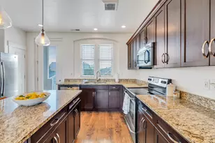 4611 W Daybreak Rim Way, South Jordan, UT 84009 - Photo 11