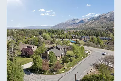 9725 S Ruskin Cir, Sandy, UT 84092 - Photo 65