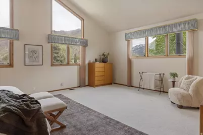 9725 S Ruskin Cir, Sandy, UT 84092 - Photo 27