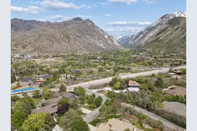 9725 S Ruskin Cir, Sandy, UT 84092 - Photo 73