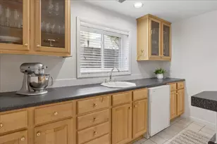 9725 S Ruskin Circle, Sandy, UT 84092 - Photo 37