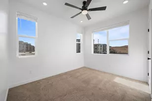 226 N Cliff Slide Dr, Hurricane, UT 84737 - Photo 9