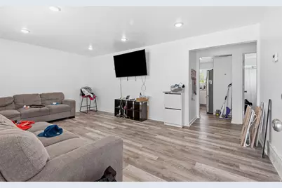3379 S 2410 E #A-B, Millcreek, UT 84109 - Photo 5