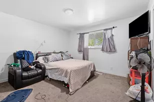 3379 S 2410 E, Millcreek, UT 84109 - Photo 11