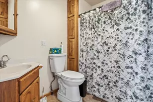 811 E Canyon Rd N, Mayfield, UT 84643 - Photo 29