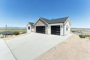 3256 W Kingsbury Dr, Cedar City, UT 84720 - Photo 9