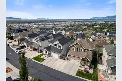 203 E Ridgeline Way, North Salt Lake, UT 84054 - Photo 27