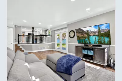 2790 E 25 S, Layton, UT 84040 - Photo 17