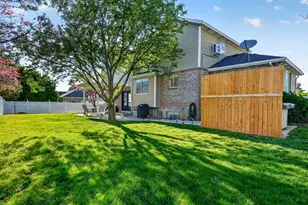2790 E 25 S, Layton, UT 84040 - Photo 43