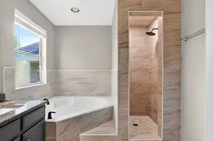 2790 E 25 S, Layton, UT 84040 - Photo 23