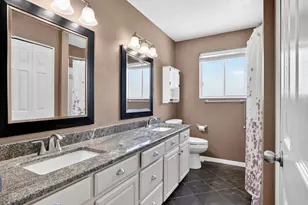 2790 E 25 S, Layton, UT 84040 - Photo 31