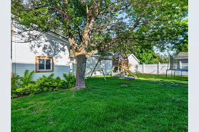 2790 E 25 S, Layton, UT 84040 - Photo 9