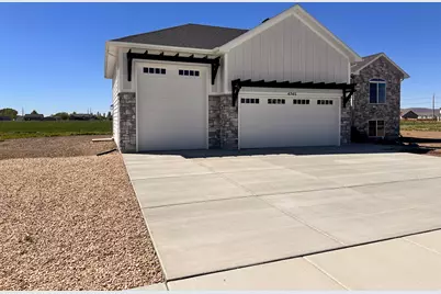 4745 W 9370 N, Elwood, UT 84337 - Photo 25