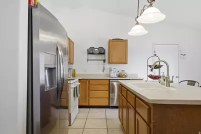 6822 S High Bluff Dr W, West Jordan, UT 84081 - Photo 11