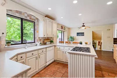5505 W 10080 N, Highland, UT 84003 - Photo 7