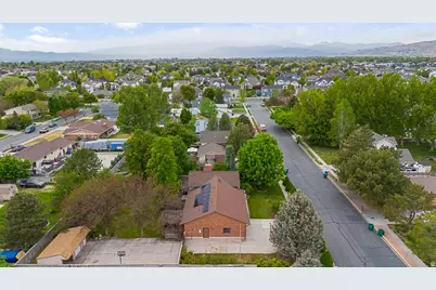 5505 W 10080 N, Highland, UT 84003 - Photo 33