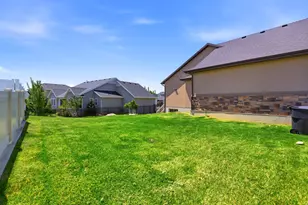 1443 W 1875 N, Farmington, UT 84025 - Photo 29