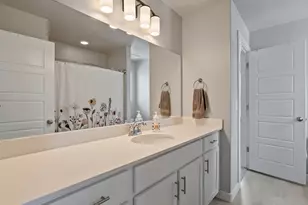 6733 N Mount Jefferson, Eagle Mountain, UT 84005 - Photo 15