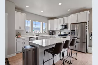 6733 N Mt Jefferson, Eagle Mountain, UT 84005 - Photo 7