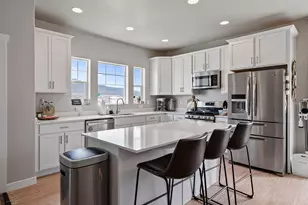 6733 N Mount Jefferson, Eagle Mountain, UT 84005 - Photo 7