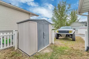 1906 E Juniper Dr, Eagle Mountain, UT 84005 - Photo 13