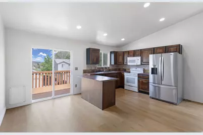 3197 E Snowy Owl Rd, Eagle Mountain, UT 84005 - Photo 7