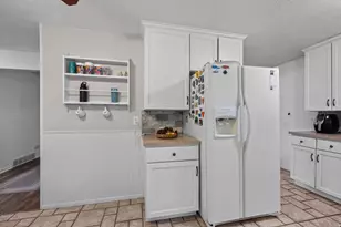 7659 S 2290 W, West Jordan, UT 84084 - Photo 11