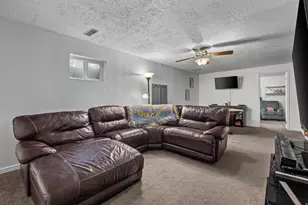 7659 S 2290 W, West Jordan, UT 84084 - Photo 17