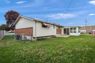 1345 S Valhalla Dr E, Clearfield, UT 84015 - Photo 31