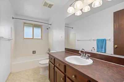 1345 S Valhalla Dr E, Clearfield, UT 84015 - Photo 19