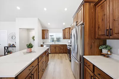 512 E Meadow Ranch Ln #D, Saratoga Springs, UT 84045 - Photo 15